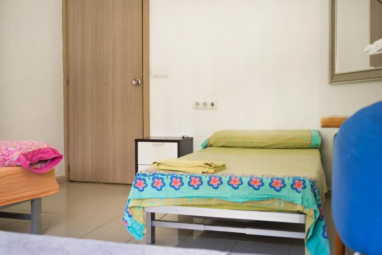 Hostal Ideal Badal Barcelone 2*,