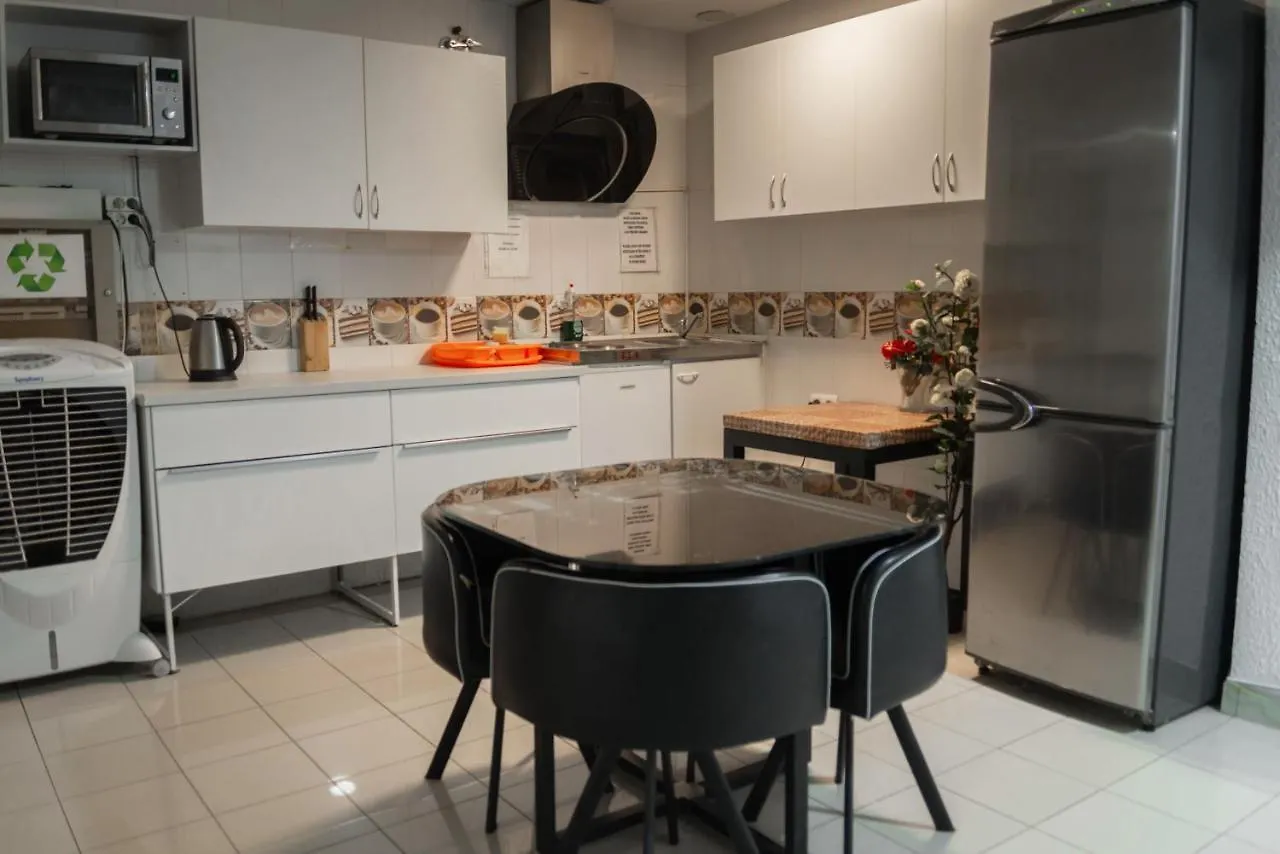 Hostal Ideal Badal Barcelone Maison d'hôtes