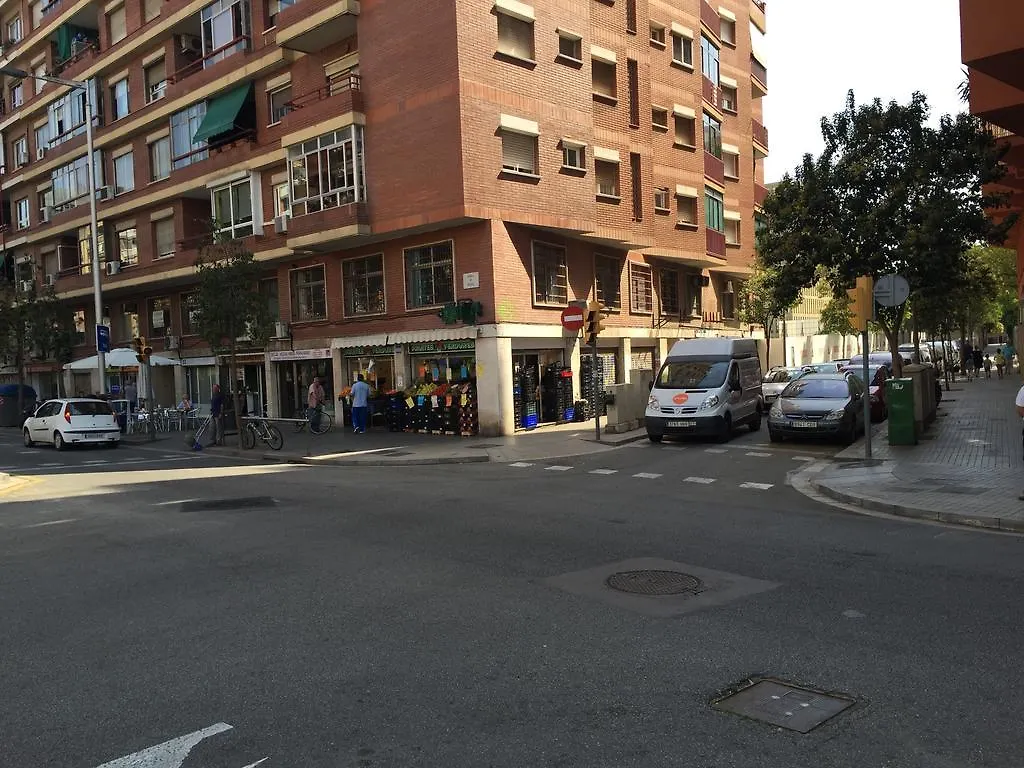Hostal Ideal Badal Barcelona Hiszpania