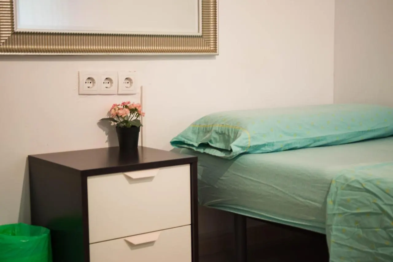 ** Pensjonat Hostal Ideal Badal Barcelona Hiszpania